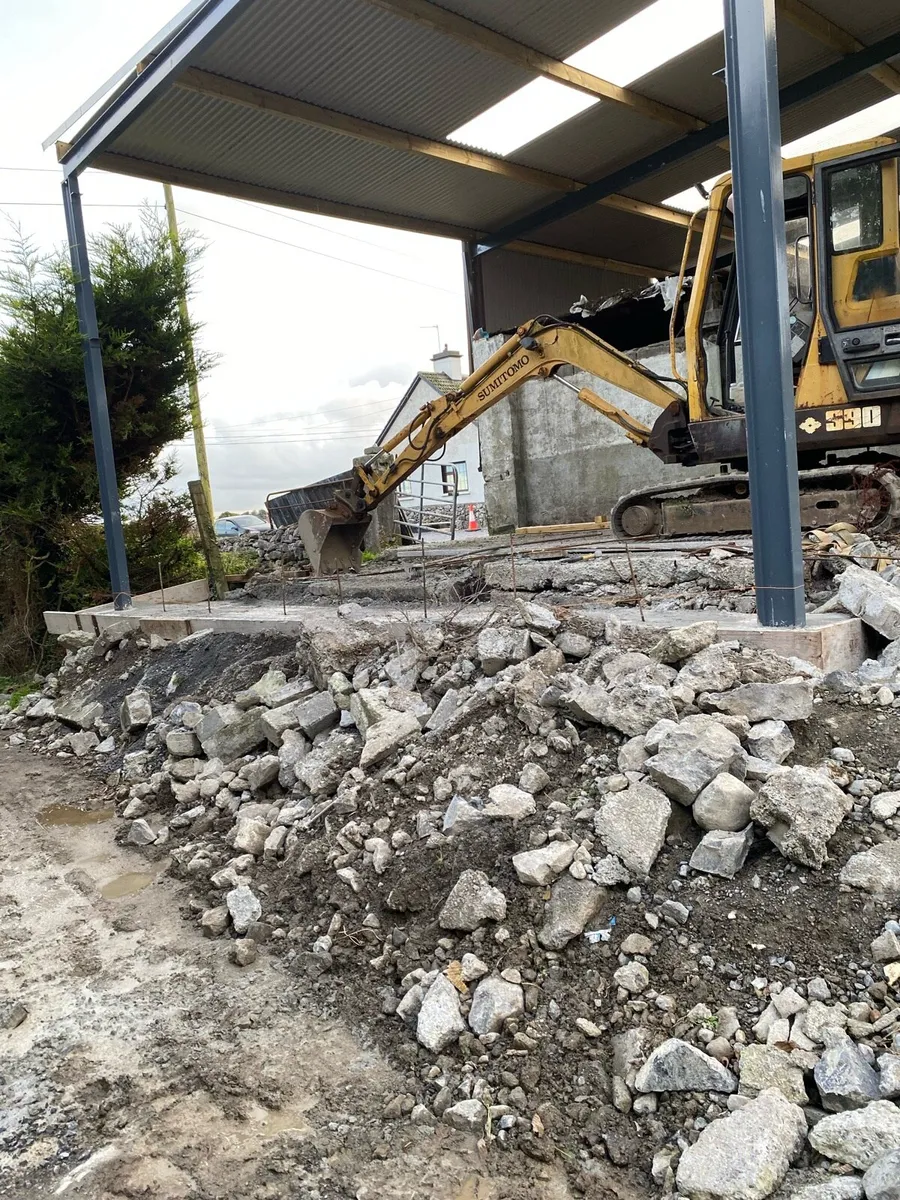 3 tone Digger hire - Image 4