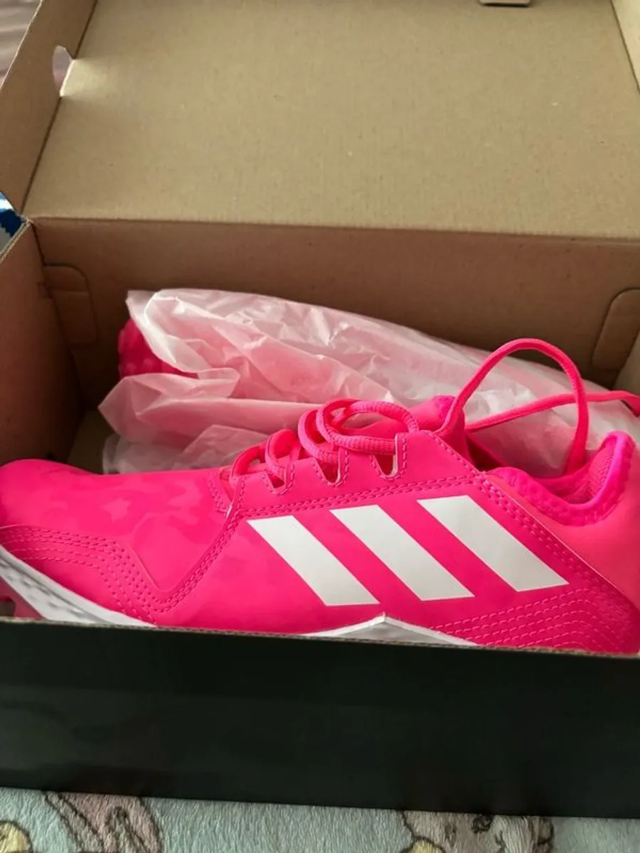 brand new Adidas runners - Image 4