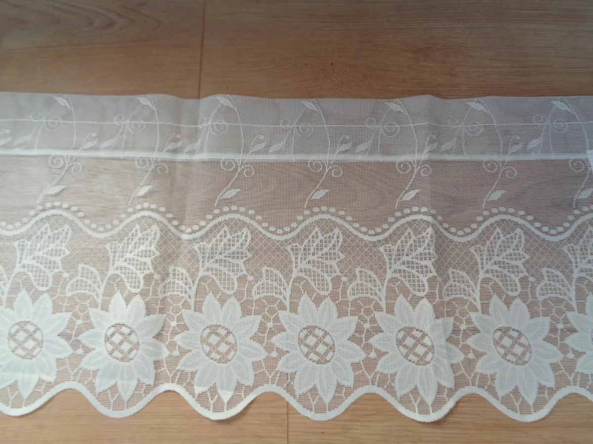 Cream Cafe Style Net Curtains for Sale - Image 3