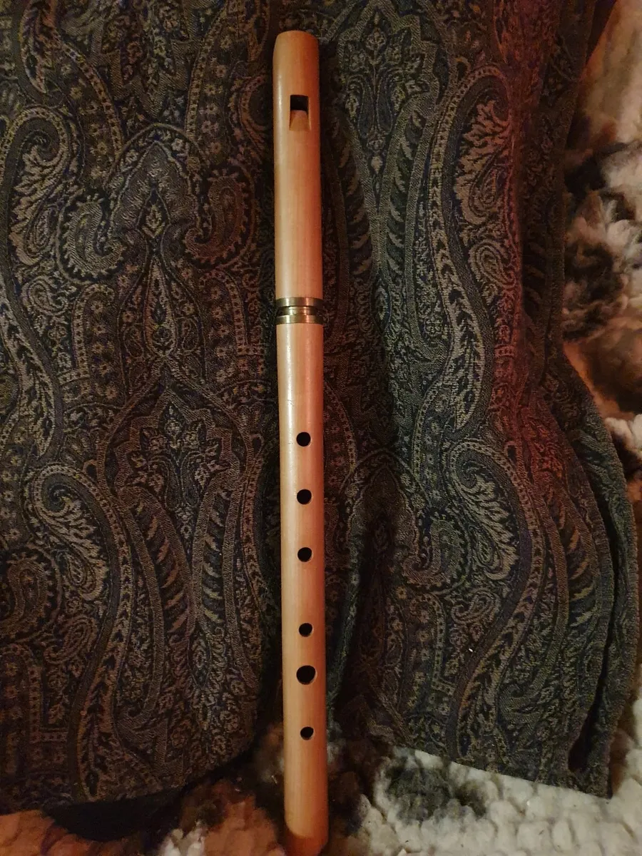 Low G Wooden handmade whistle by Marek Bzowski - Image 1