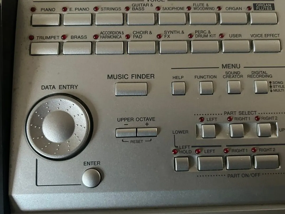 Yamaha PSR-3000 for sale - Image 4