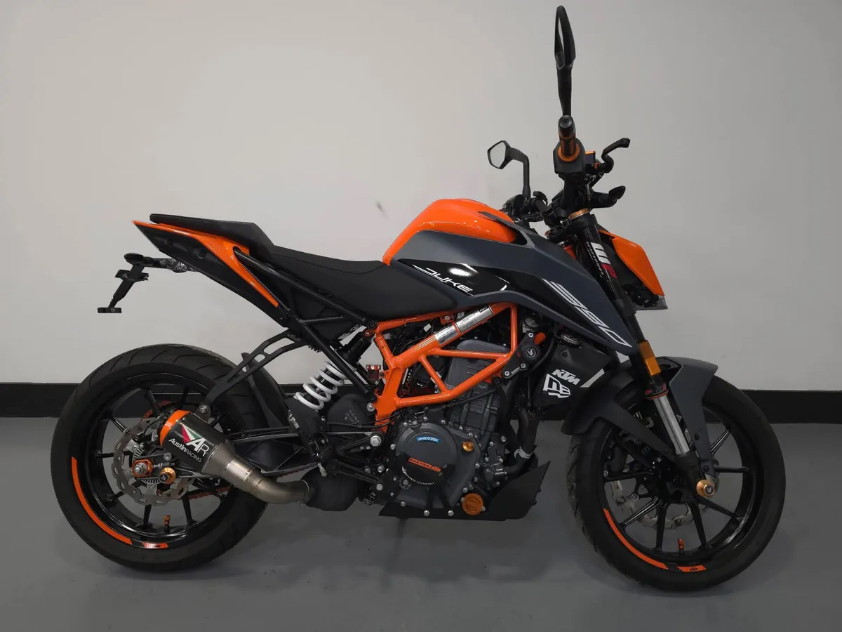 KTM DUKE 390 WITH EXTRAS - Image 1
