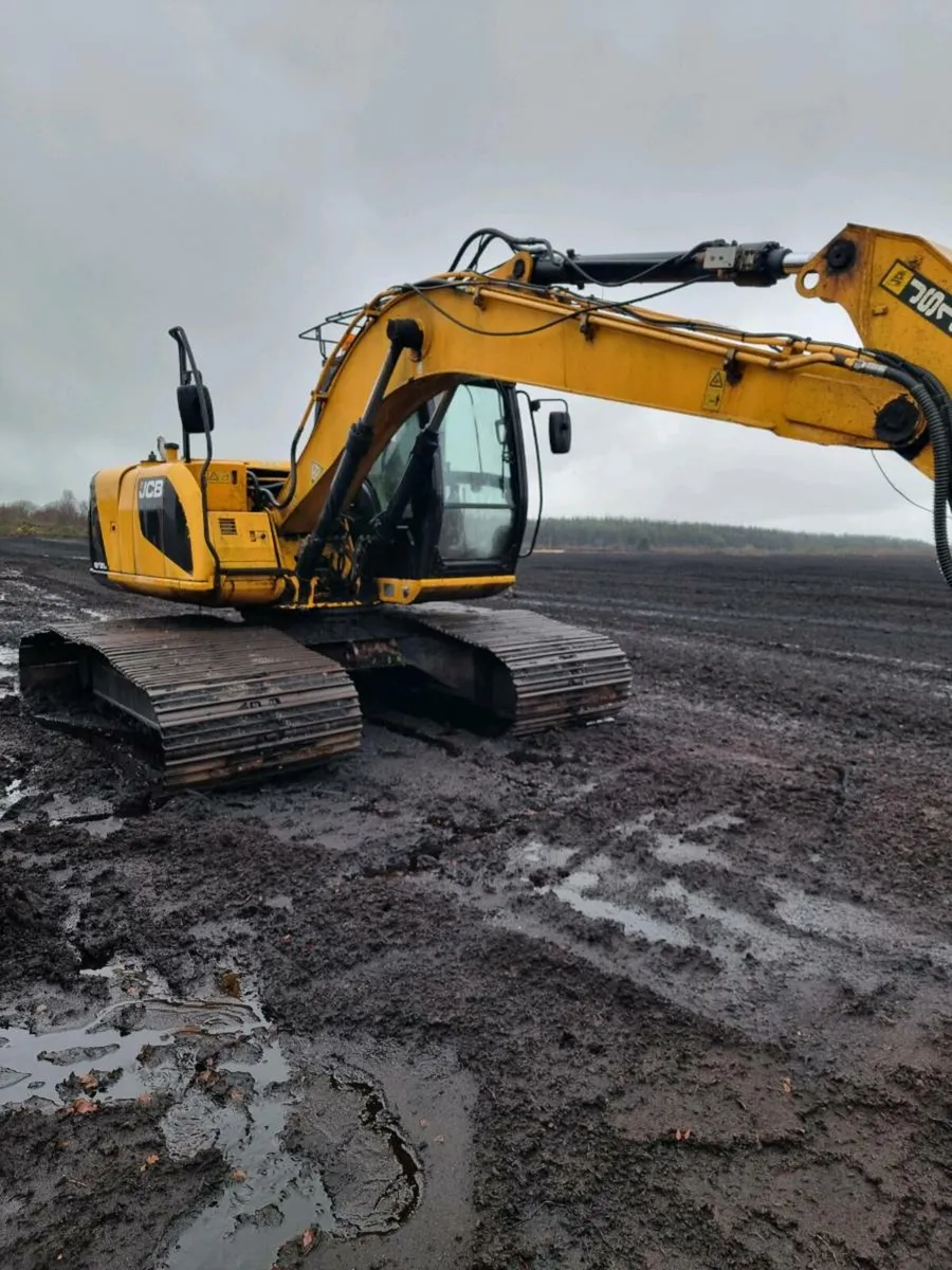 JCB 130 - Image 2