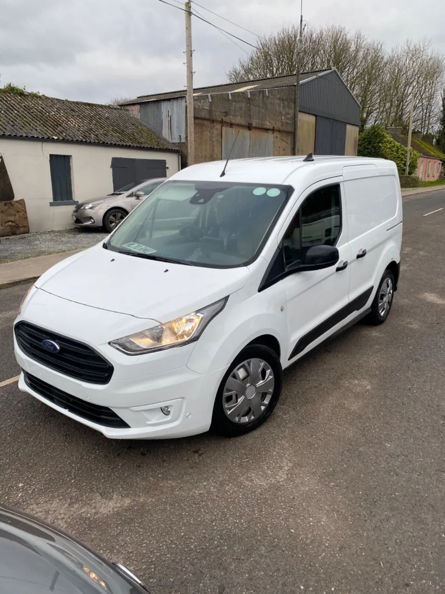 Ford Transit Connect 2020 - Image 2