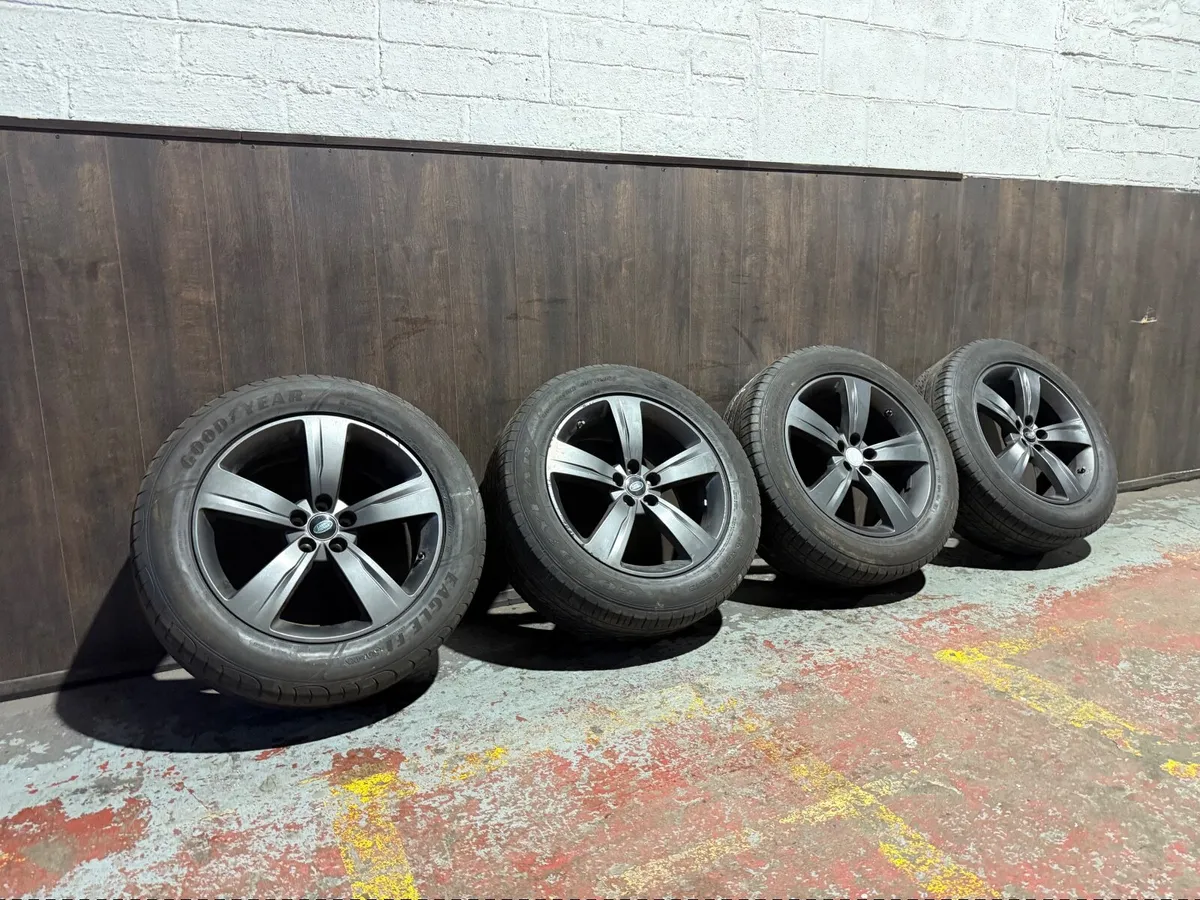 Genuine OEM Land Rover/Range Rover Alloy Wheels - Image 4