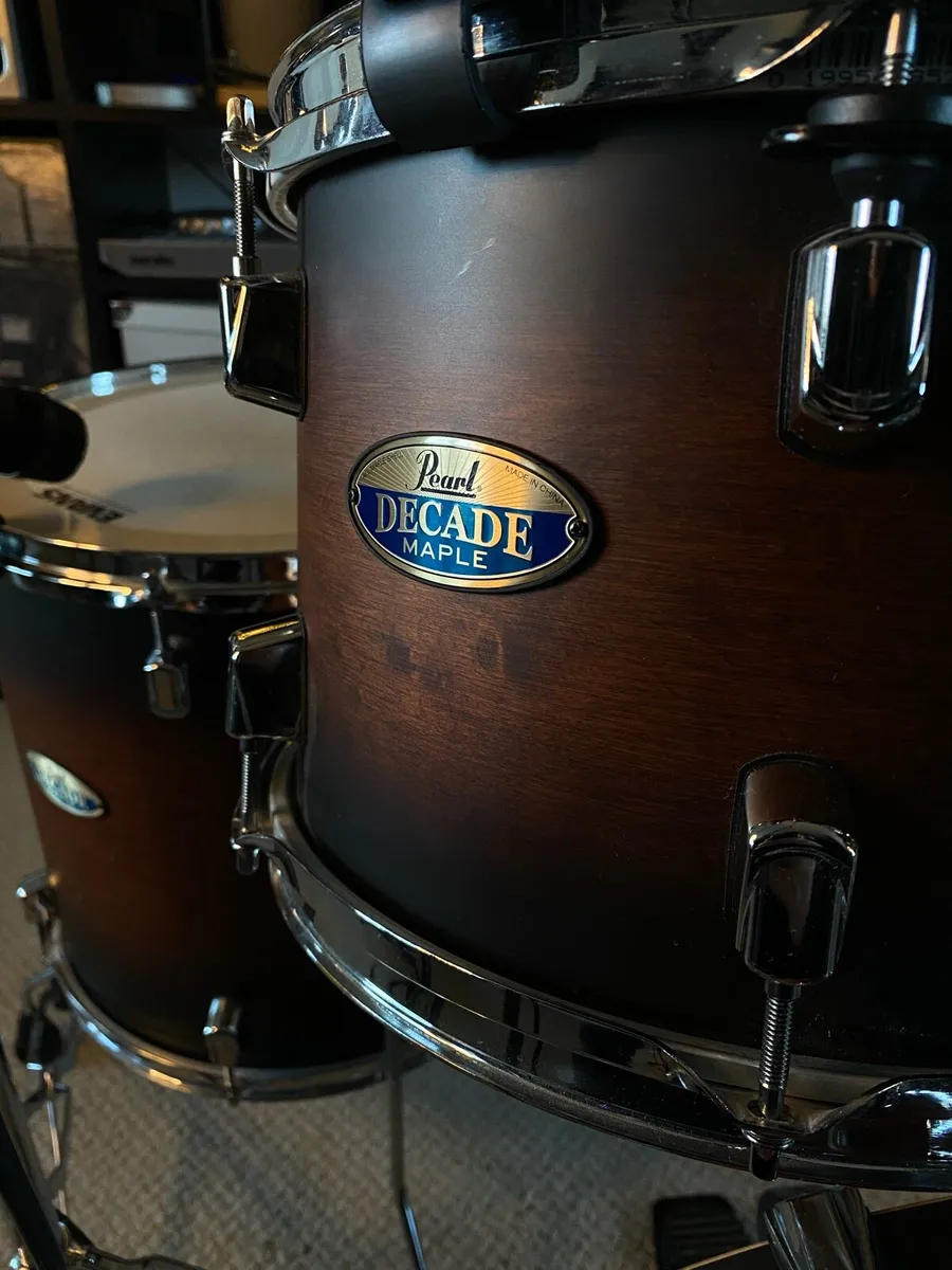 Pearl Decade Maple Sunburst Brown 5PC w Hardware - Image 3
