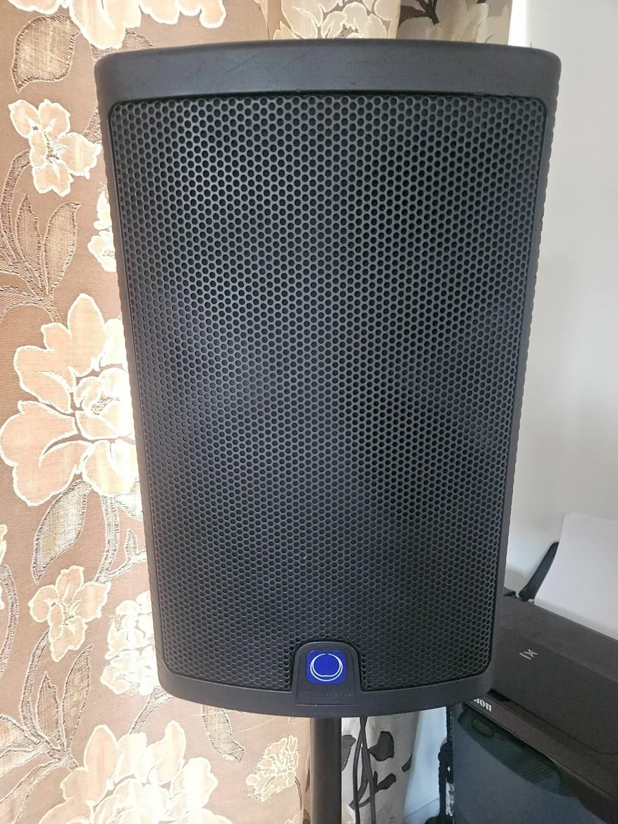 Turbosound Milan M10 Active Speakers - Image 4