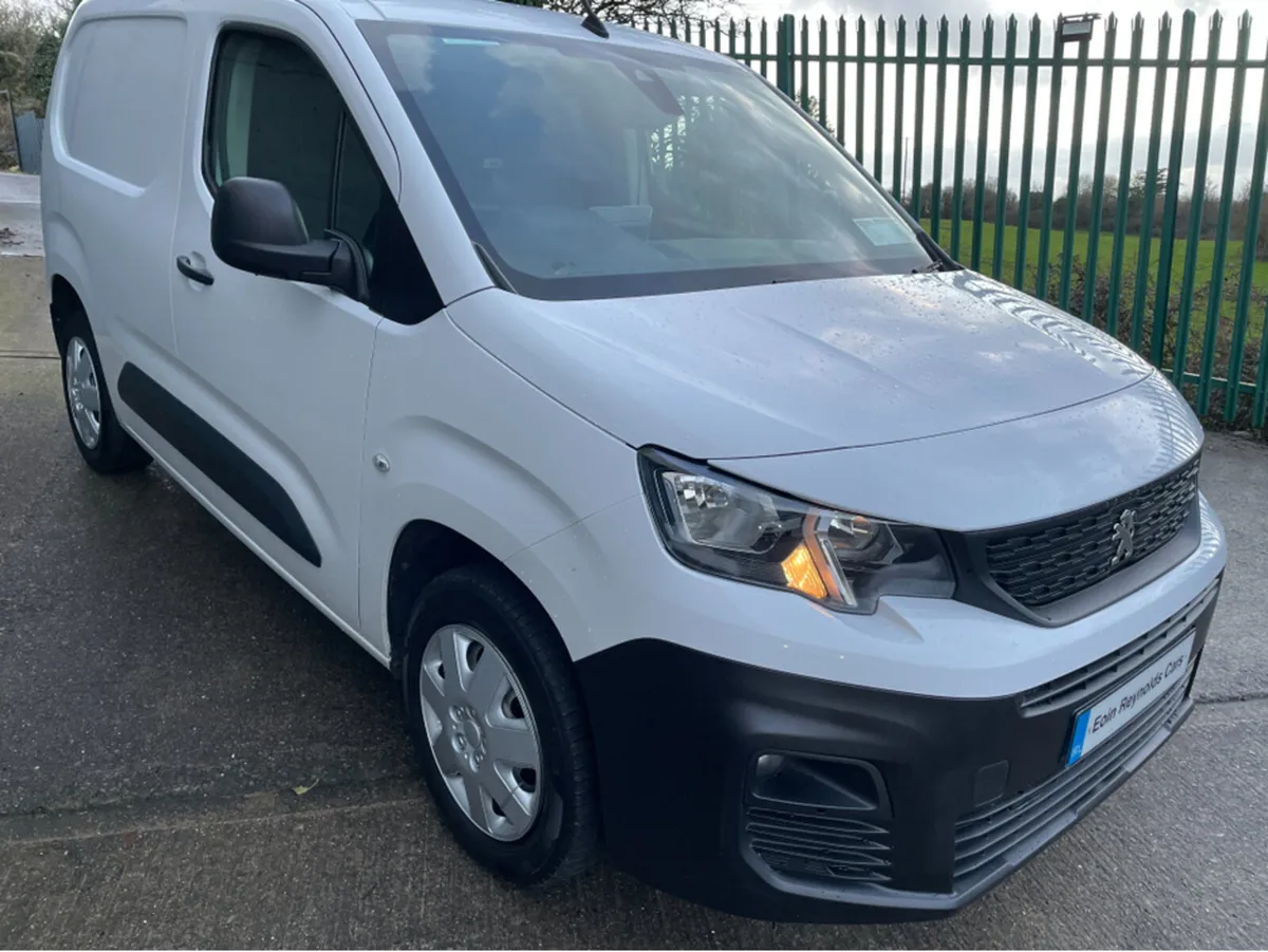 Peugeot Partner PROFESSIONAL PLUS 1.5 HDI HIGH SPE - Image 2