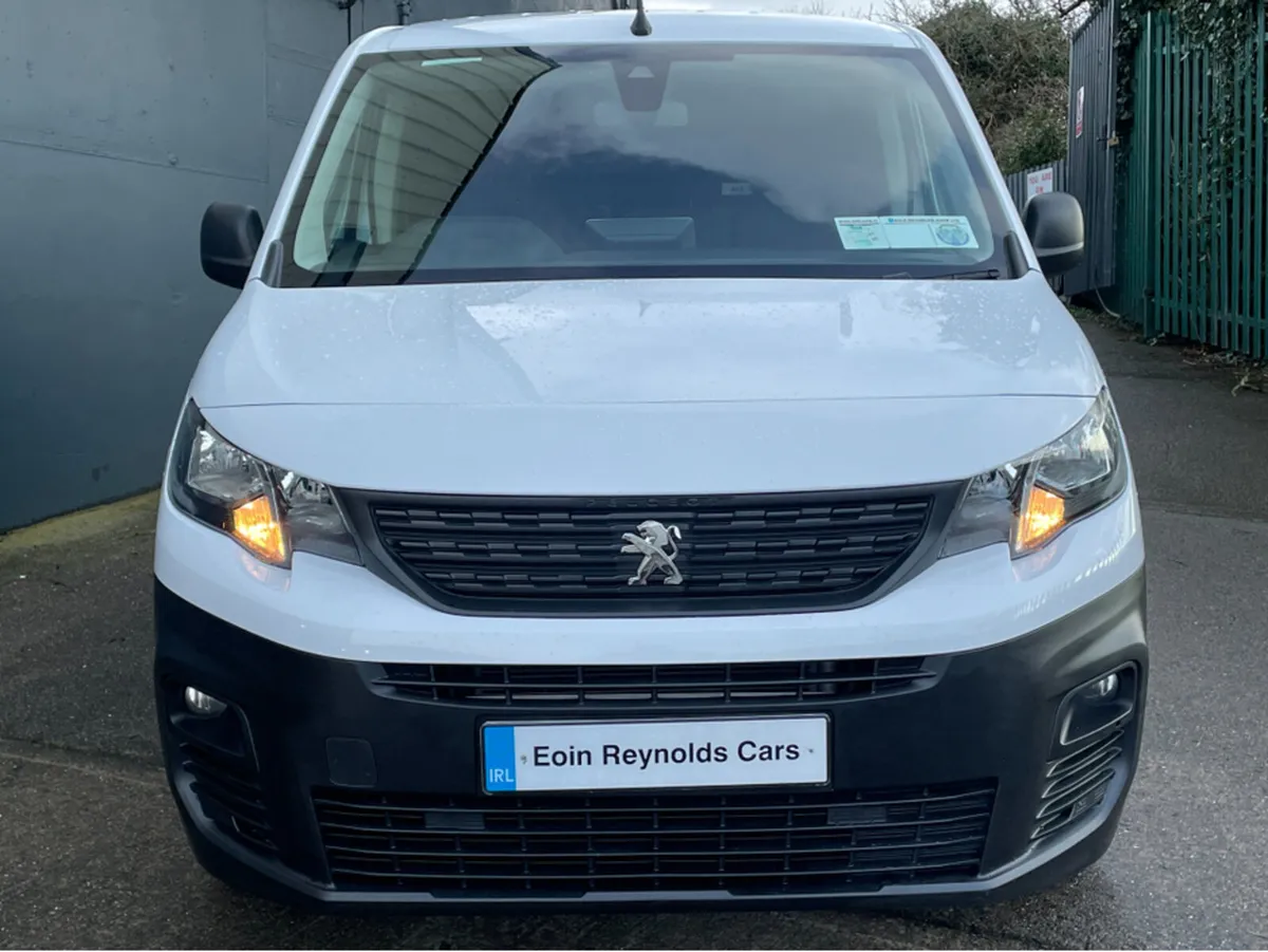 Peugeot Partner PROFESSIONAL PLUS 1.5 HDI HIGH SPE - Image 3