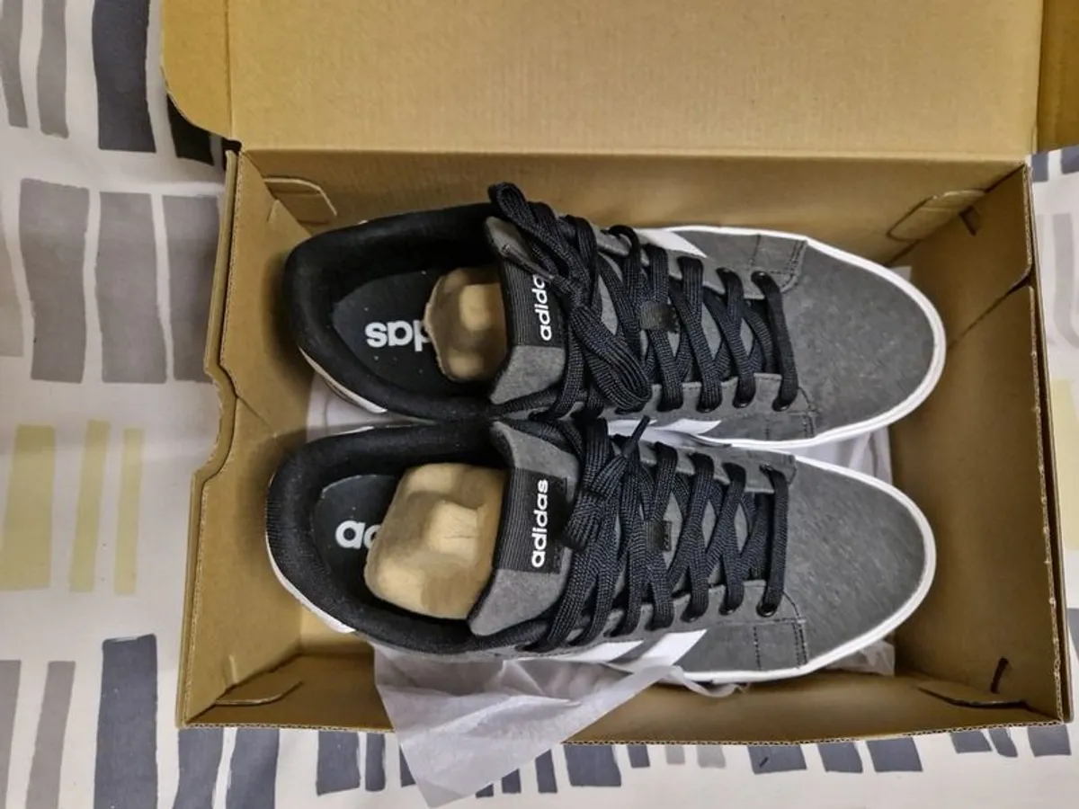 Mens shoes - Image 2