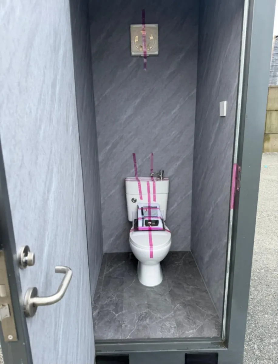Toilet block single toilet - Image 2