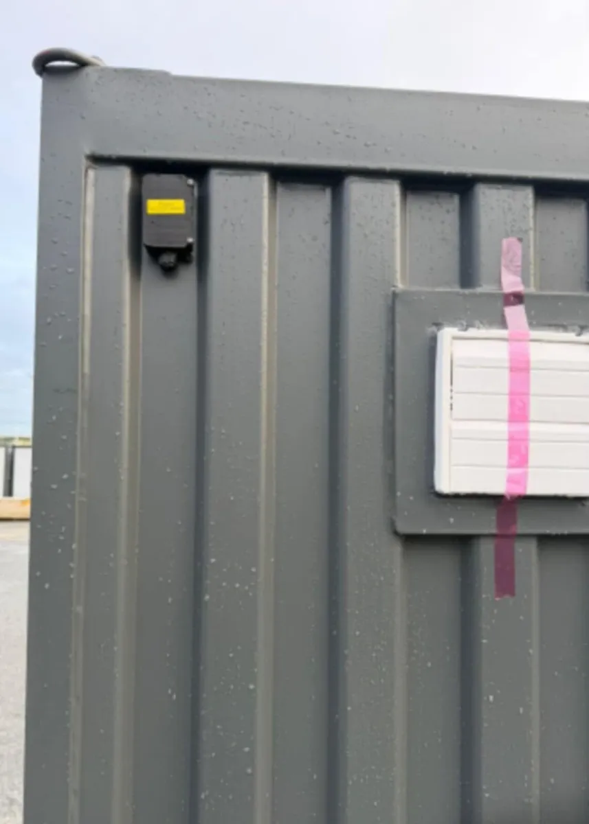 Toilet block single toilet - Image 4