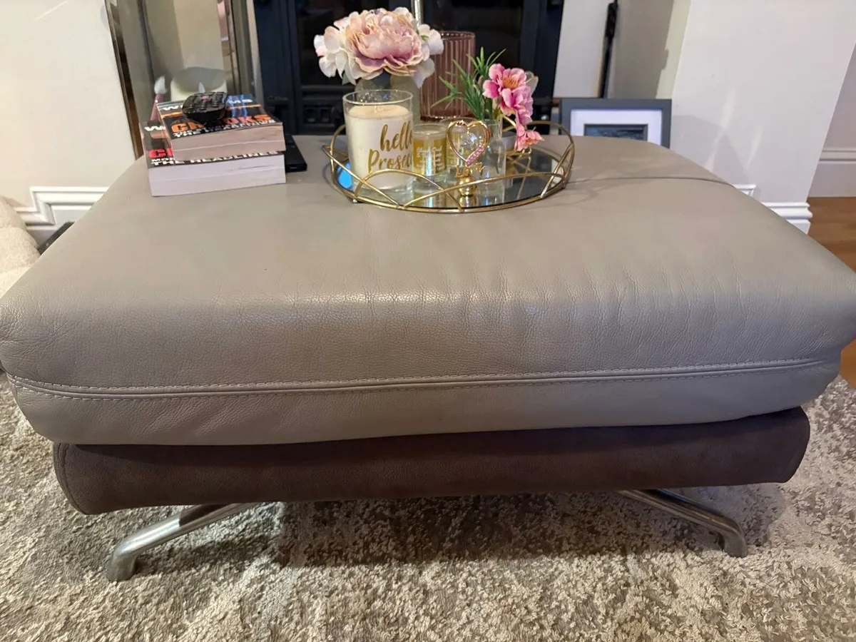 3 + 2 seater Grey Leather Suite - Image 4