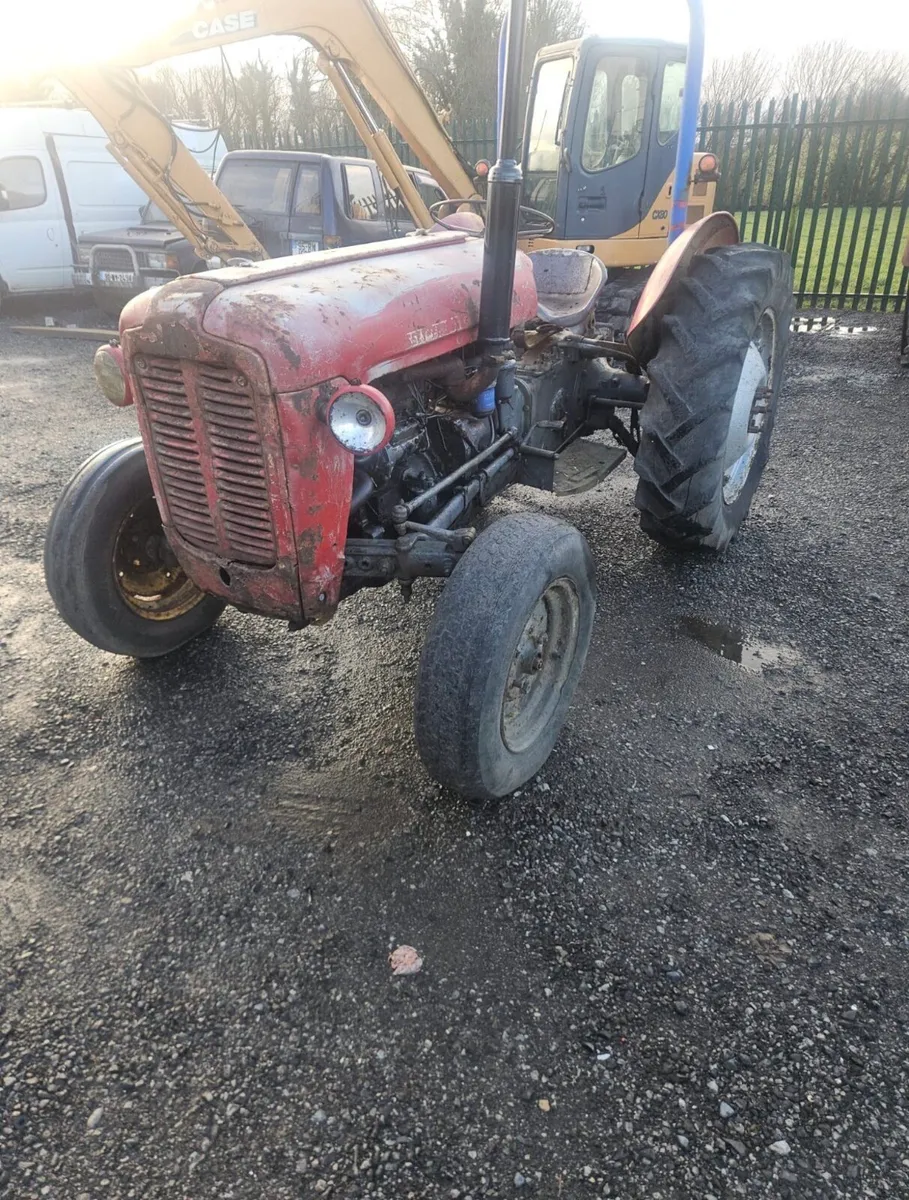 Massey 35x - Image 2