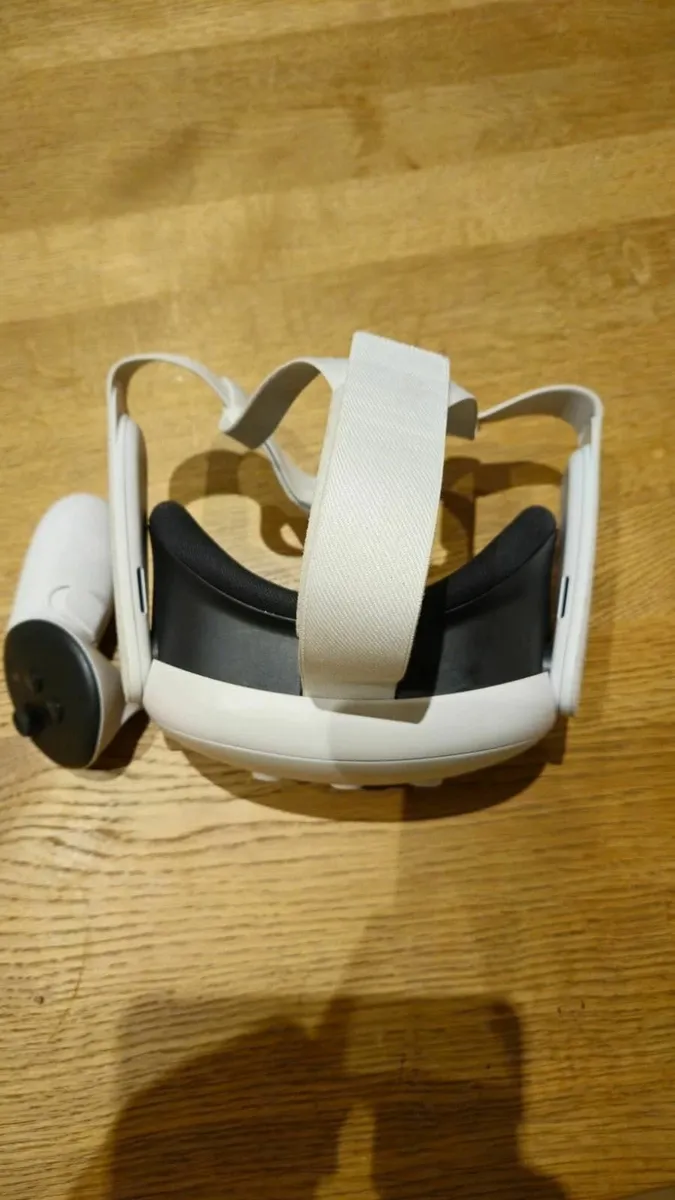 Meta Quest 3 - Image 1