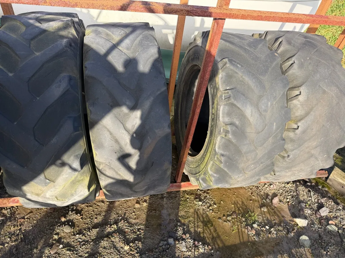 Manitou teleporter tyres - Image 1