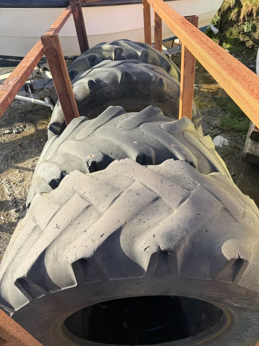 Manitou teleporter tyres - Image 2