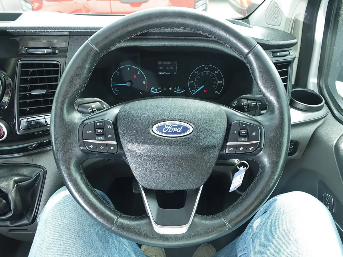 2021 Ford Transit Custom Low Roof Panel Van - Image 4