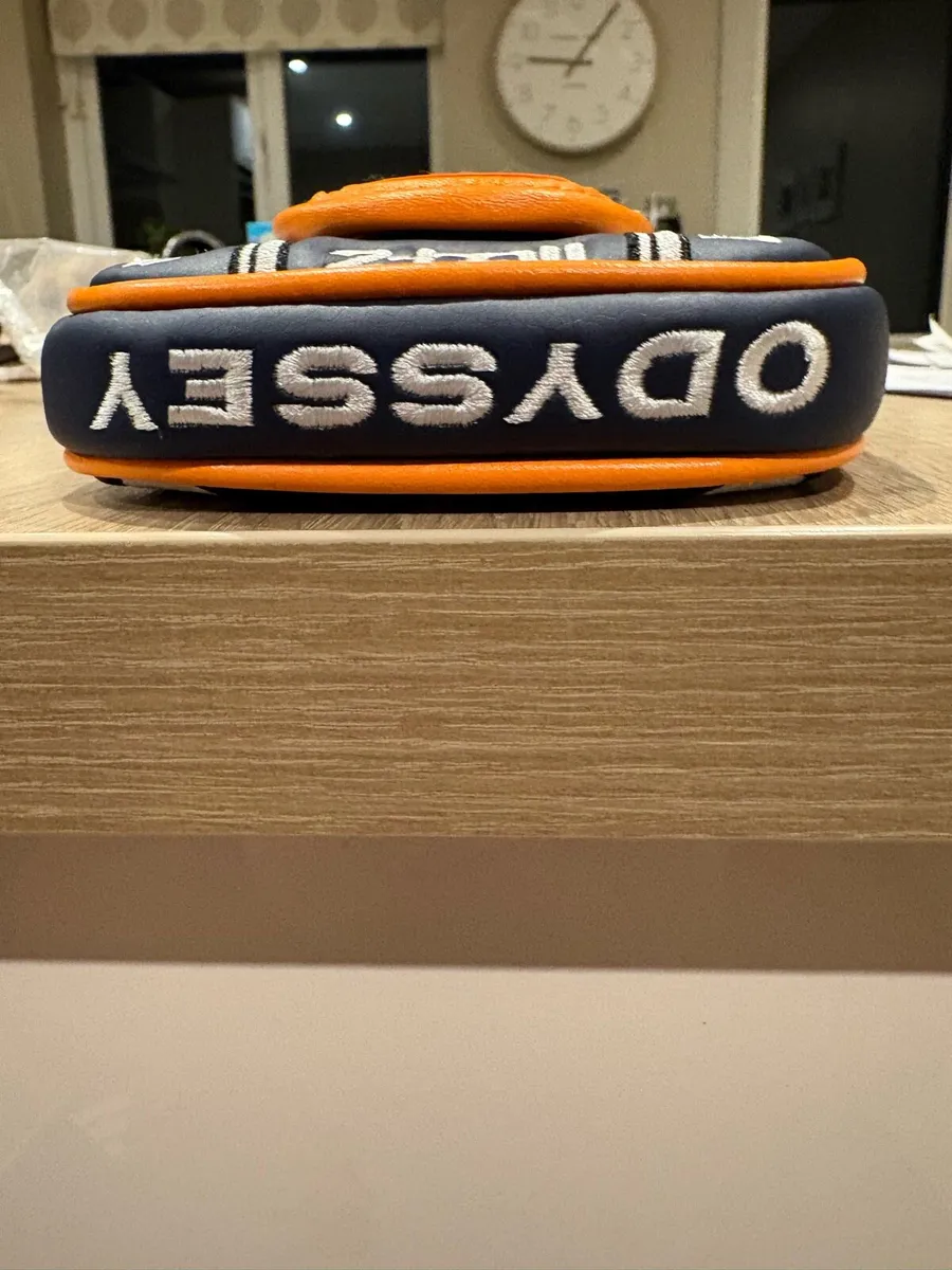 Odyssey 2-Ball Jail Bird Ai Cruiser Headcover - Image 3