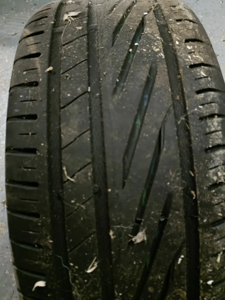 VW GTD Rim & Tyre - Image 4