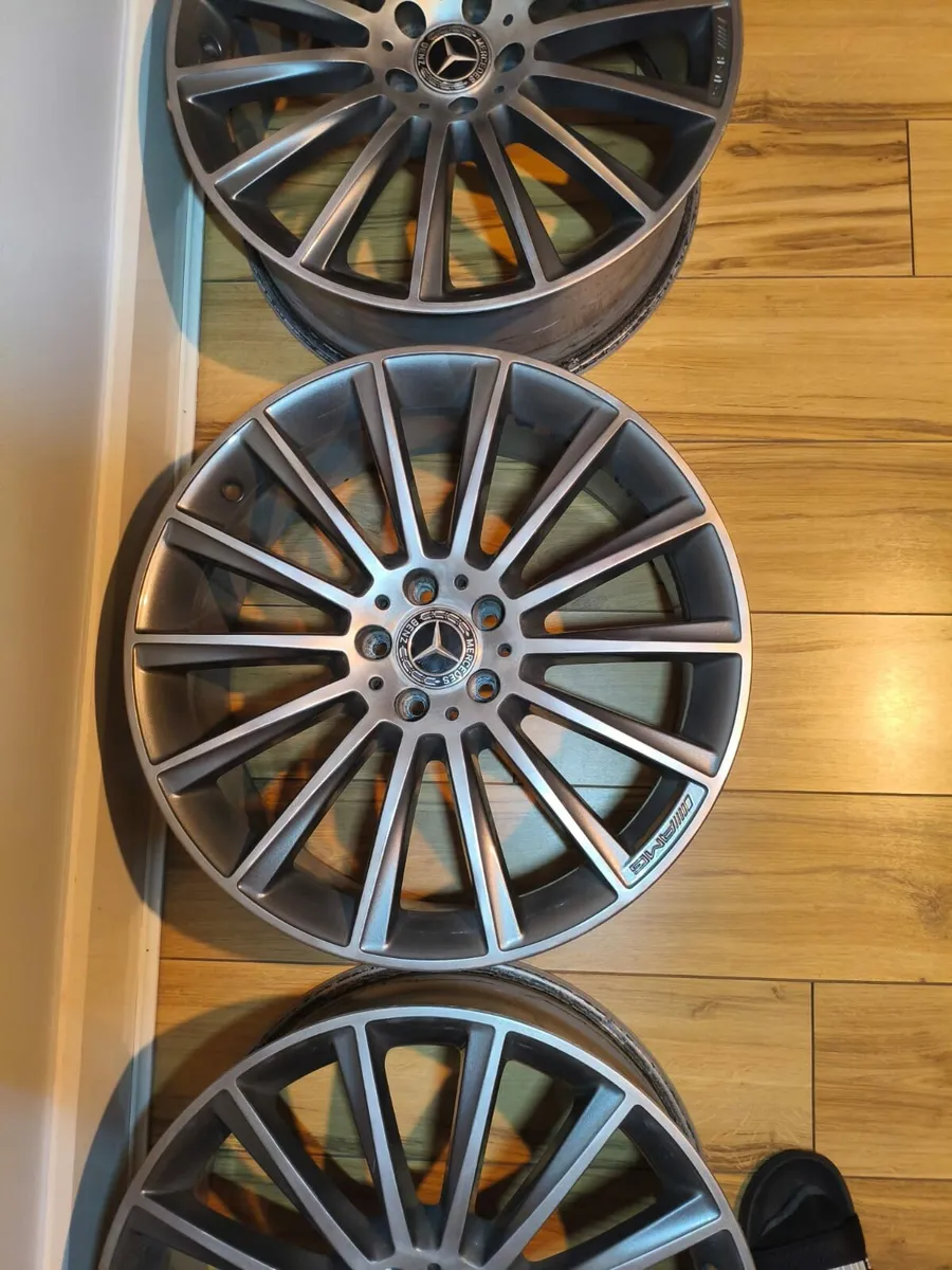 Mercedes Twist 20" Genuine Alloy Wheels - Image 3