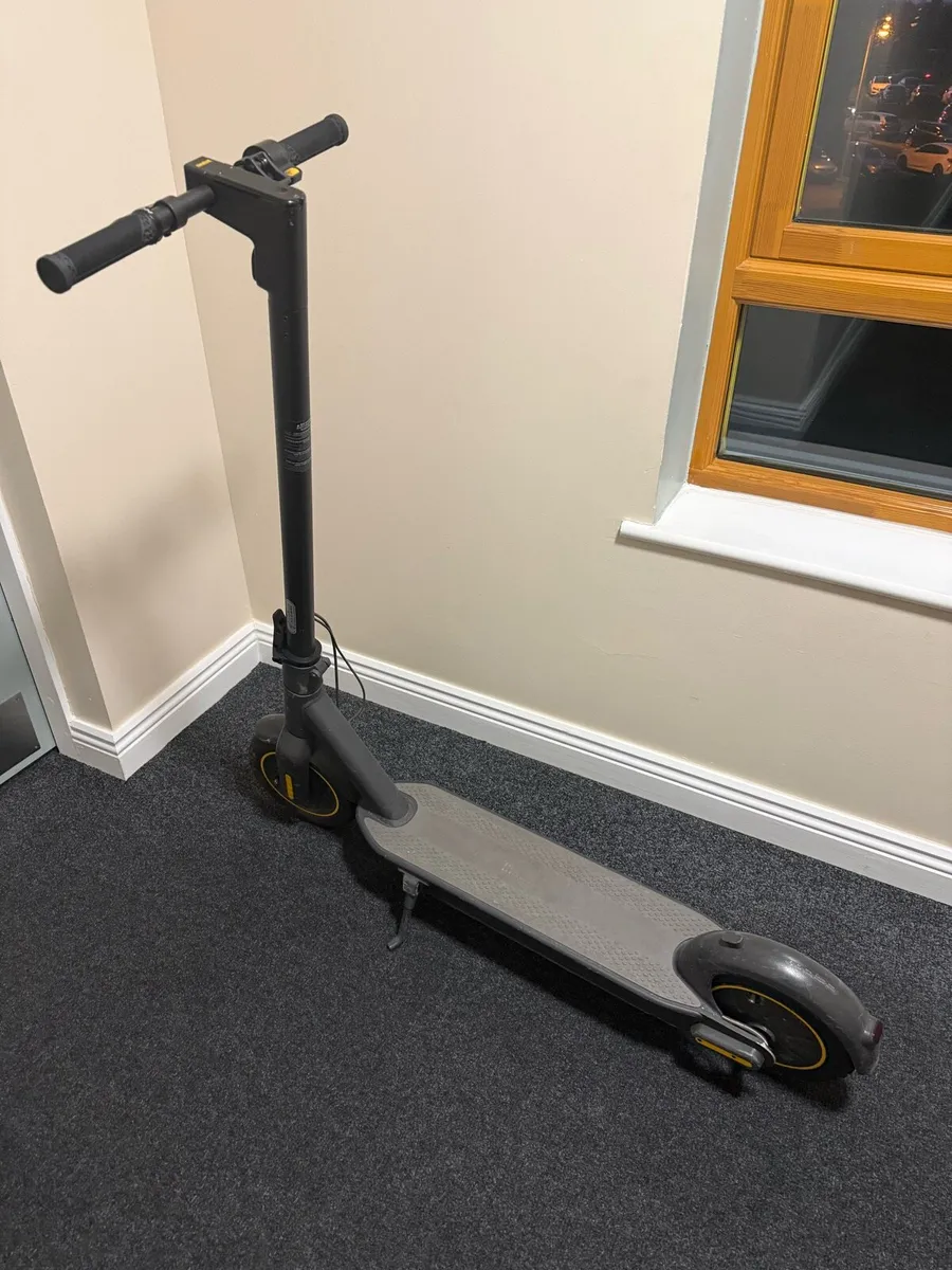Electric scooter - Image 1