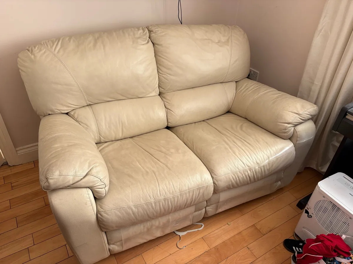 Recliner couch 2 seater - Image 1