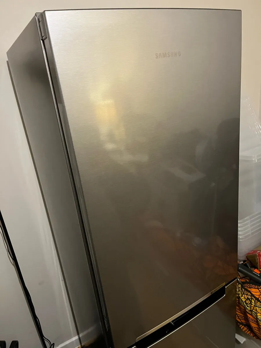 Samsung Silver Fridge Freezer - Image 3