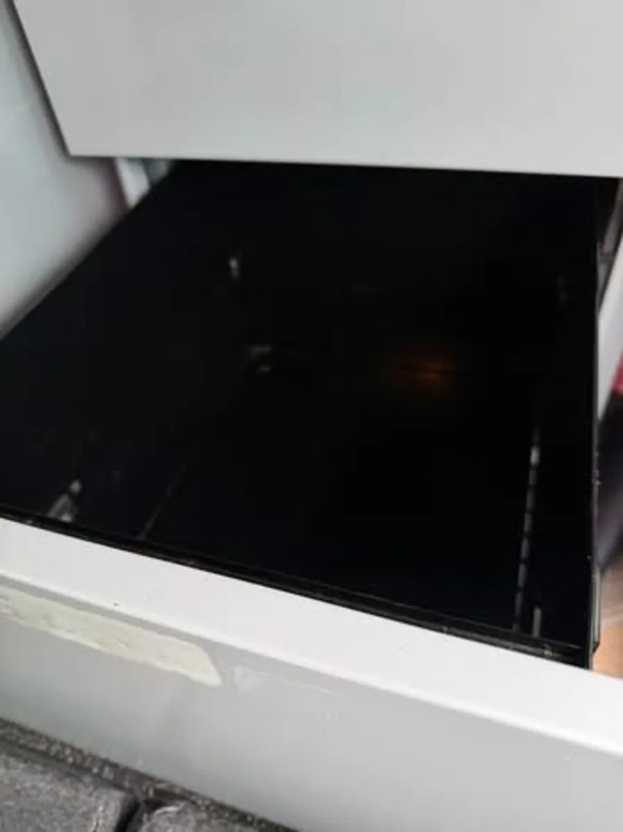 Steel filing cabinet - Image 3