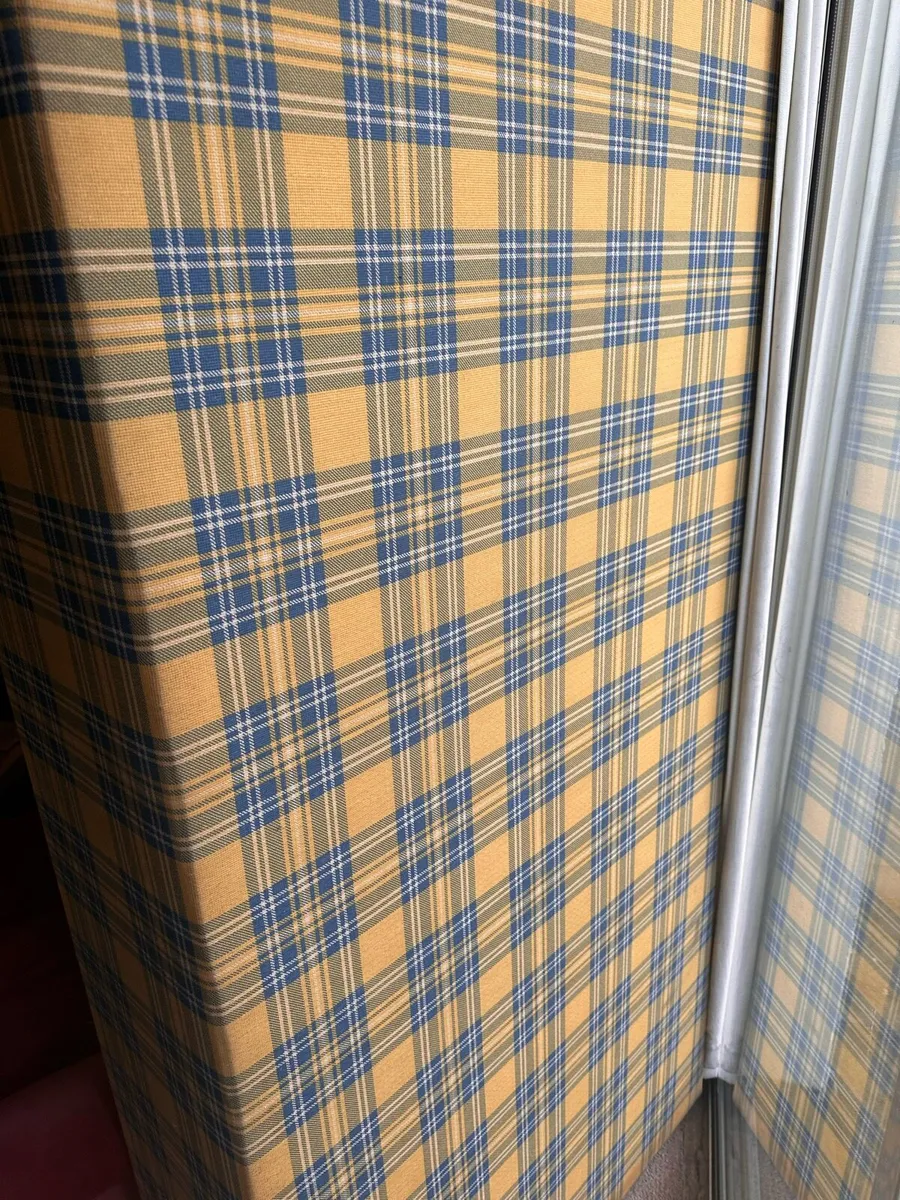 Job lot great for a rental - Image 3