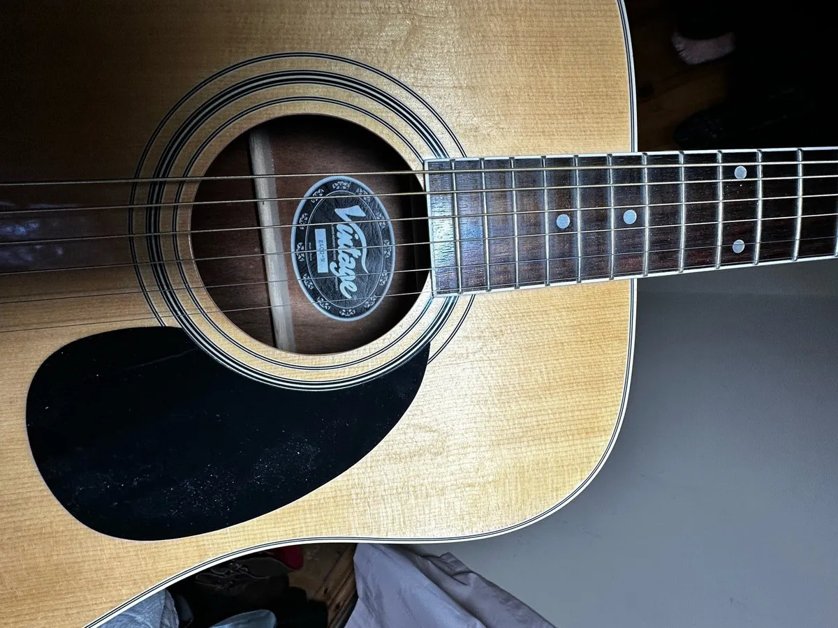 Acoustic guitar - Vinted E400-N - Image 2