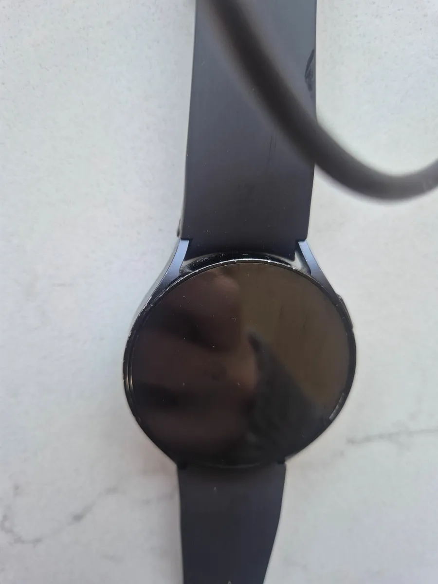 Samsung watch 6 44mm - Image 2