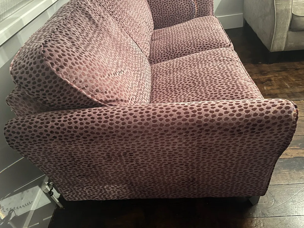 2 Seater Sofa - Image 2