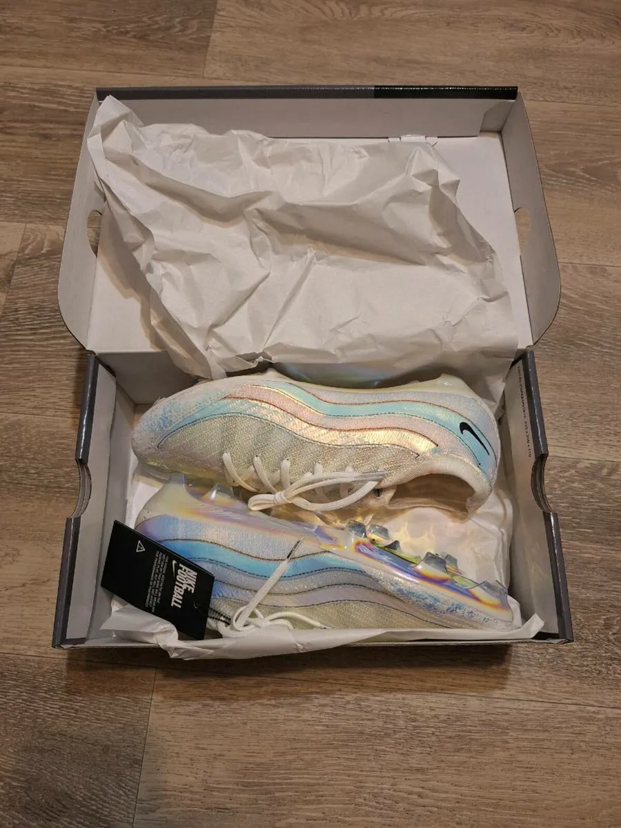 Nike Vapor 16 Elite Special Edition - Image 3