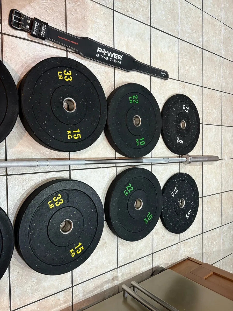 APOLLOCOMMERCIAL 20KG BARBELL +150KG BUMPER PLATES - Image 4