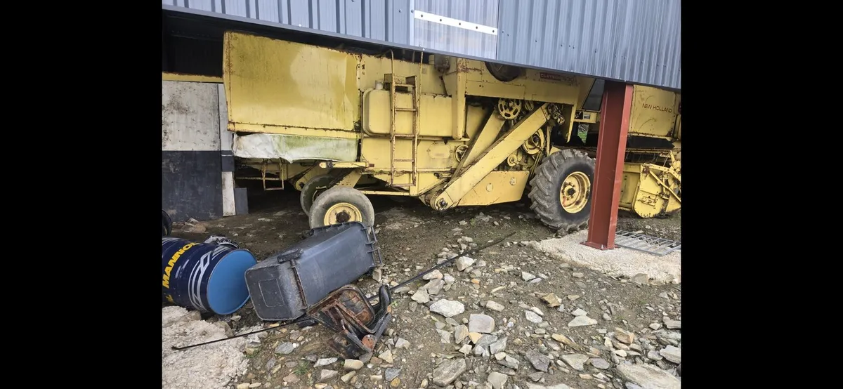 New holland combine 1530 - Image 4