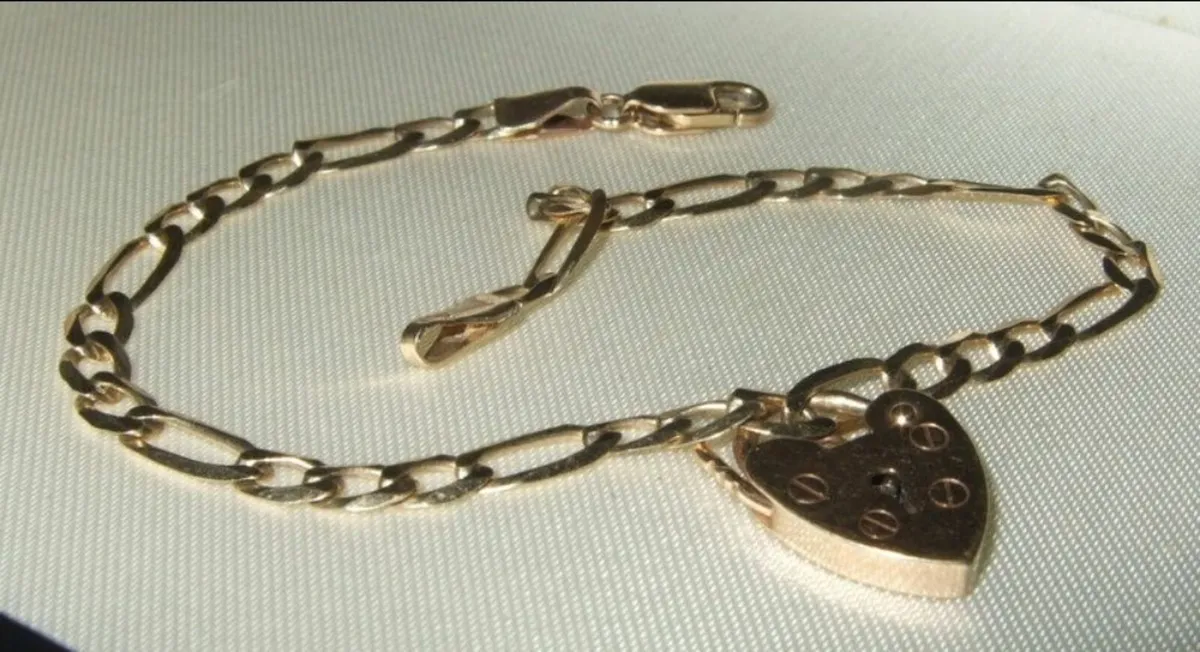 Vintage Hallmarked 9ct Gold 'Padlock' Bracelet - Image 4