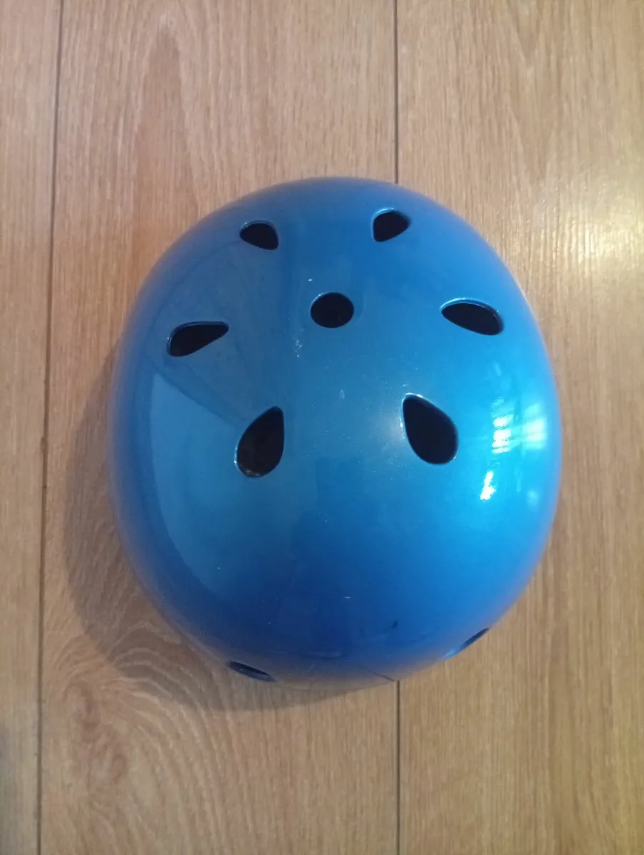 Quality Universal Helmet 1month old M-Size - Image 3