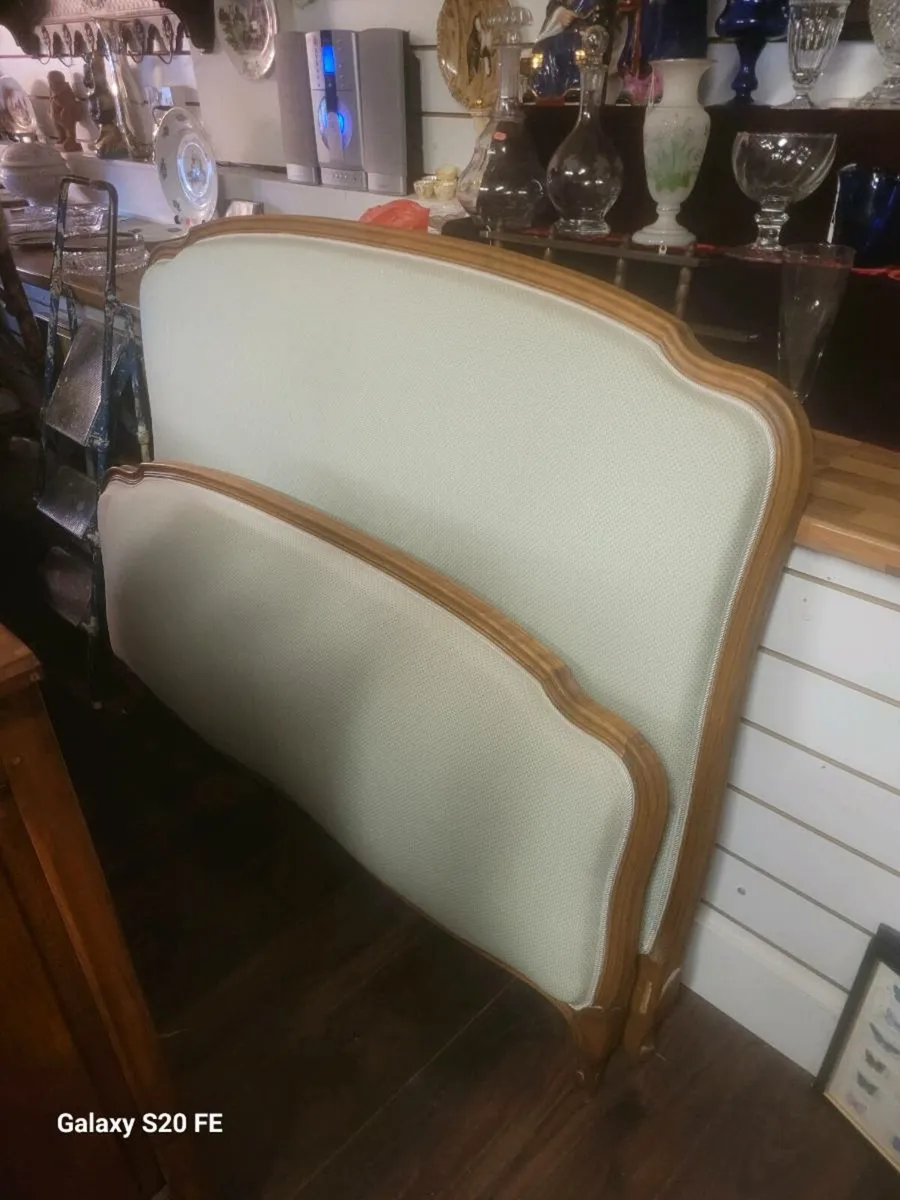 French bed frame 140/200 cm