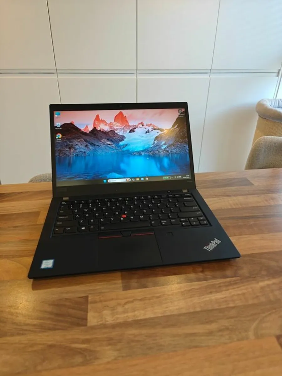 Lenovo Thinkpad P43s | i7 | 32GB | 14" Touchscree - Image 1