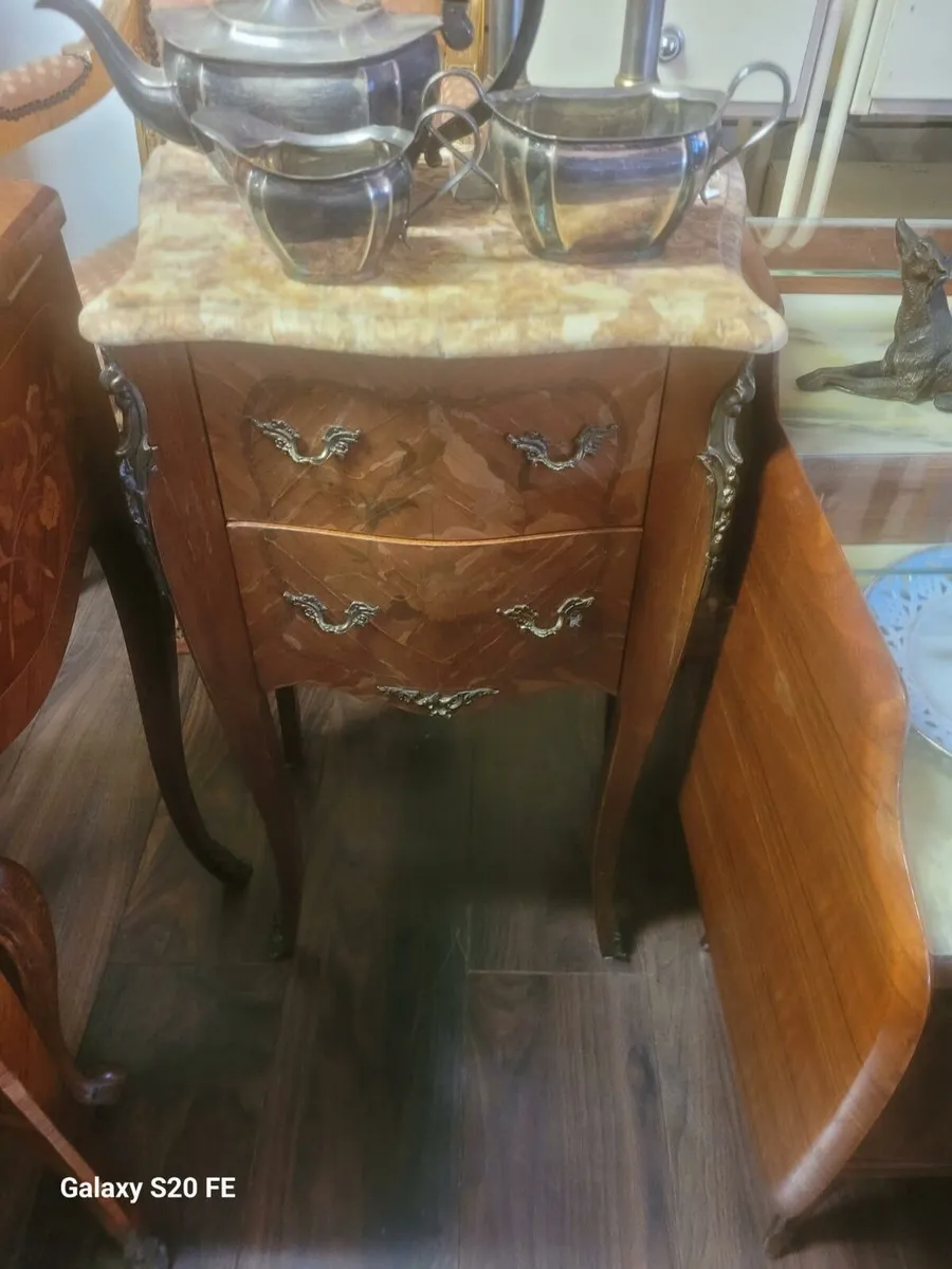 French bedside lockers 150 eu.each. - Image 3