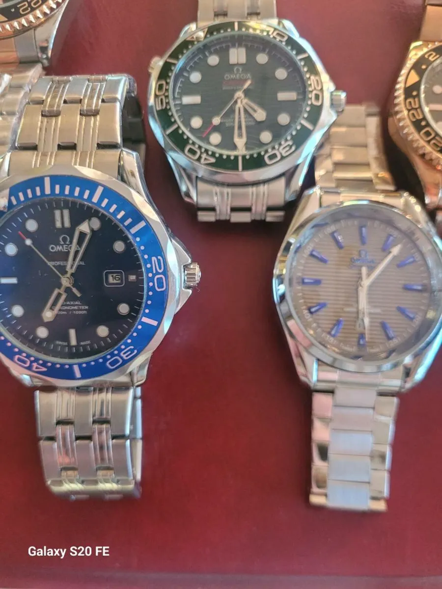 Men's watches.100 eu each. Postage. - Image 2