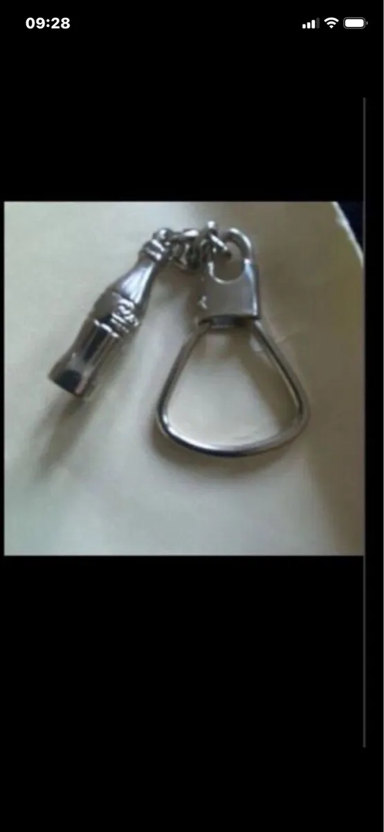 Rare Coca Cola Key Ring - Image 1