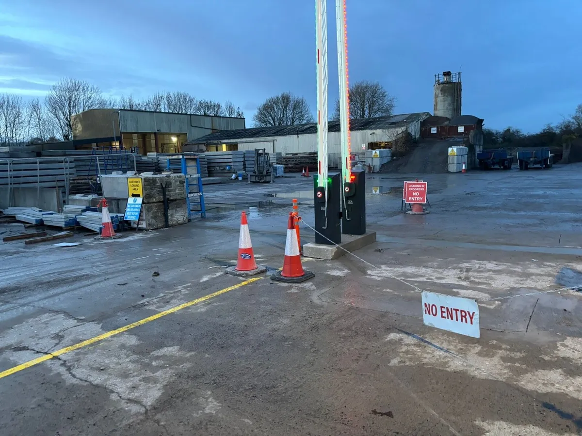 automatic barriers - Image 3