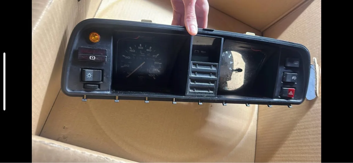 VW T3 / T25 Analogue Clock (Non-Tach Cluster) - Image 1