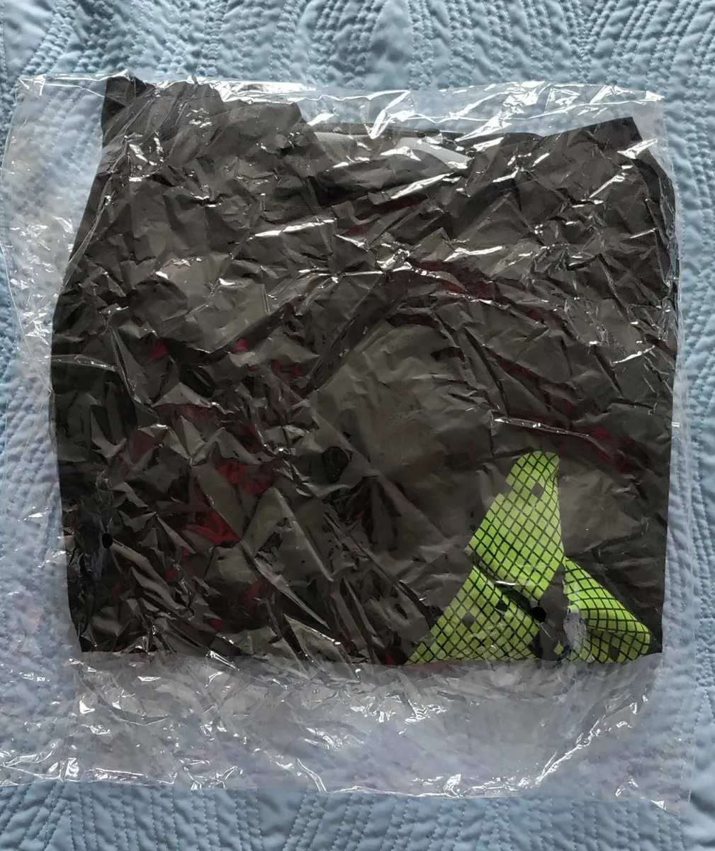 MusclePharm Gym shorts XL New - Image 2