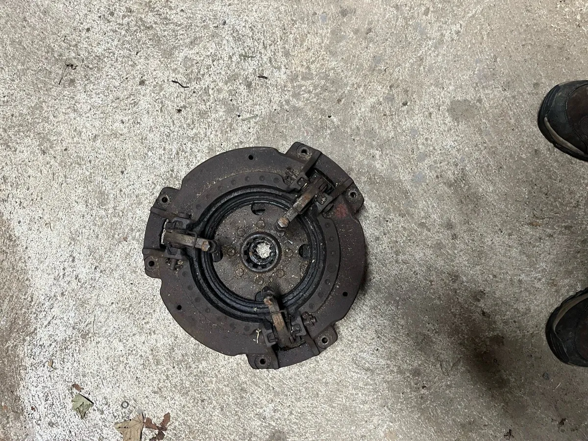 Massey dual clutch 11”. Rim+tyres 19” - Image 2