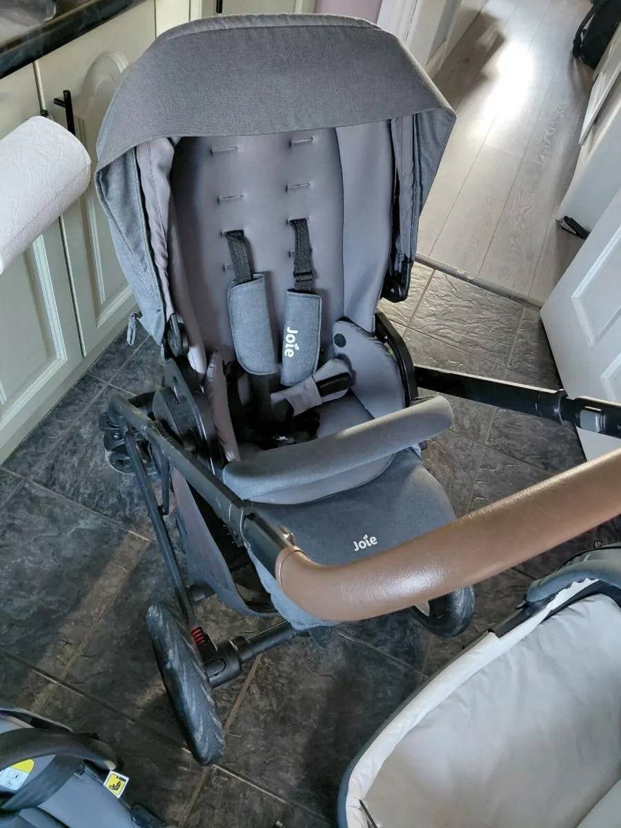 Joie Travel System Stroller, Pram and Car Seat - Image 3
