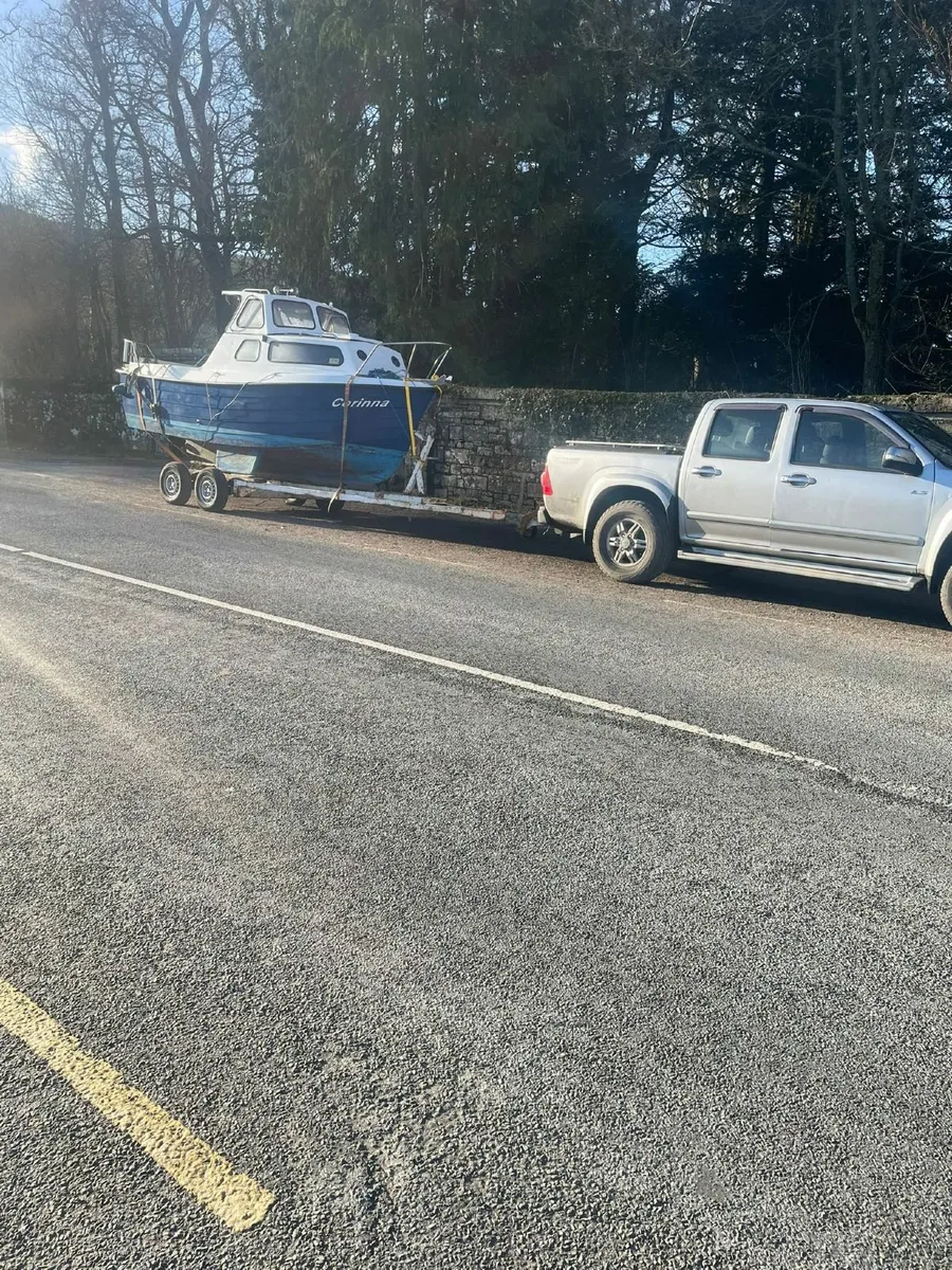 19ft Fishing Boat - Image 4