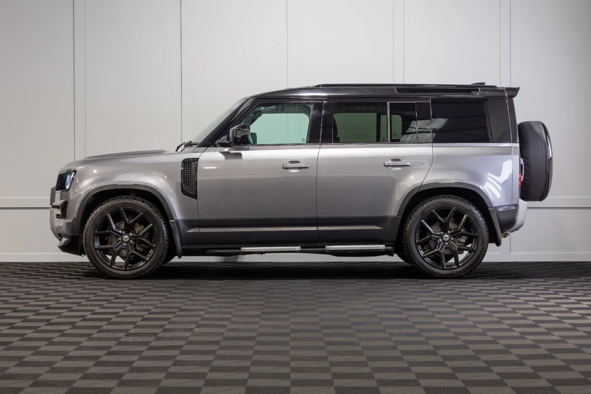 222 Land Rover Defender 110 D250 2 Seat Commercial - Image 3